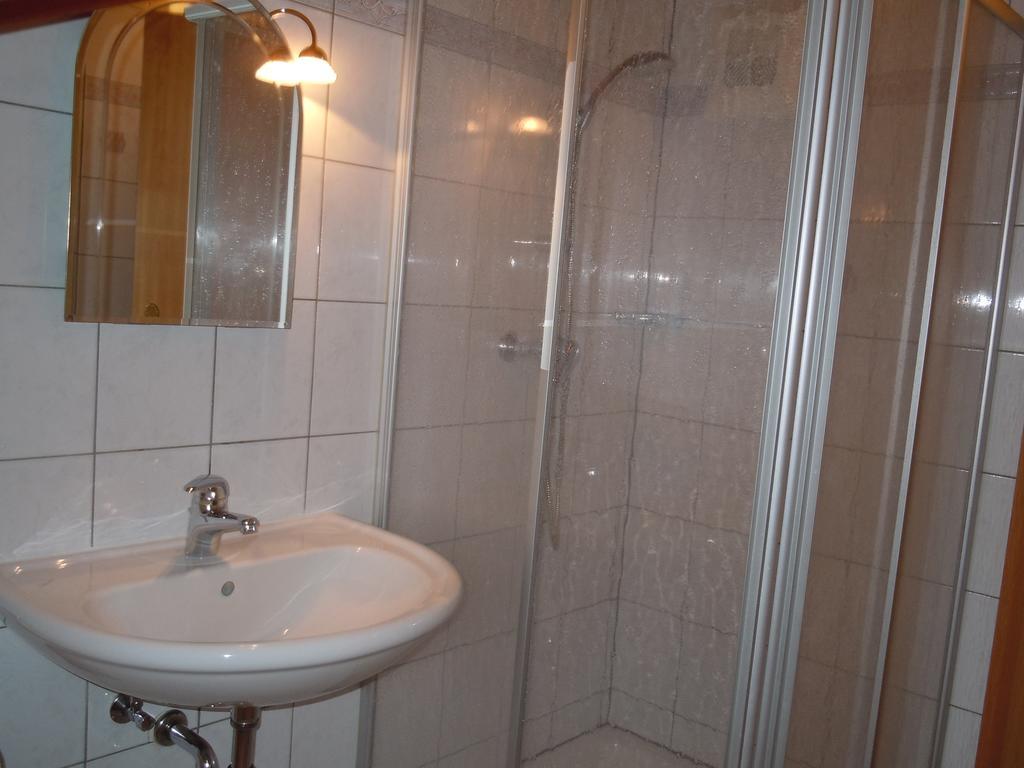 Nebenhaus - Haus Heigl Apartment Sankt Johann im Pongau Room photo